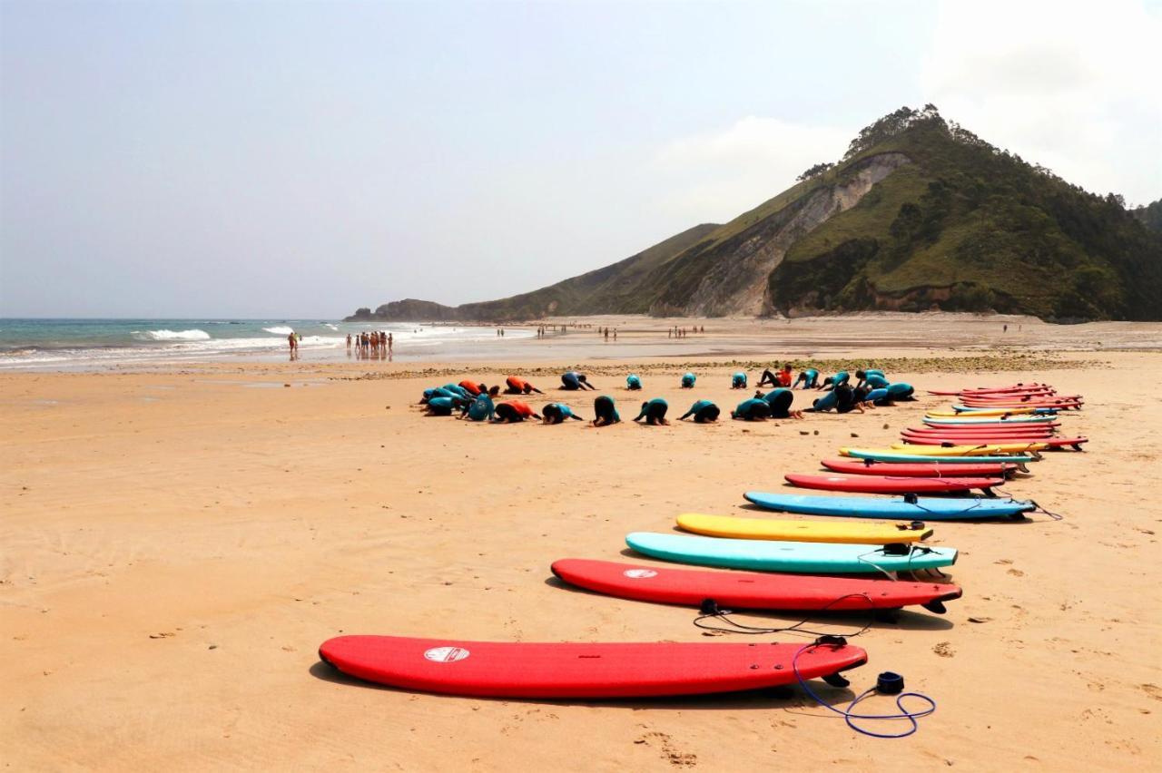 Llanes Surfcamp & Hostel Ngoại thất bức ảnh