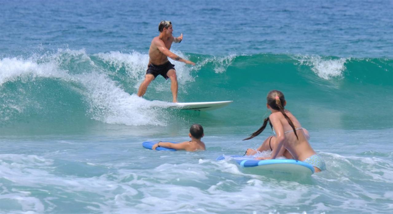 Llanes Surfcamp & Hostel Ngoại thất bức ảnh