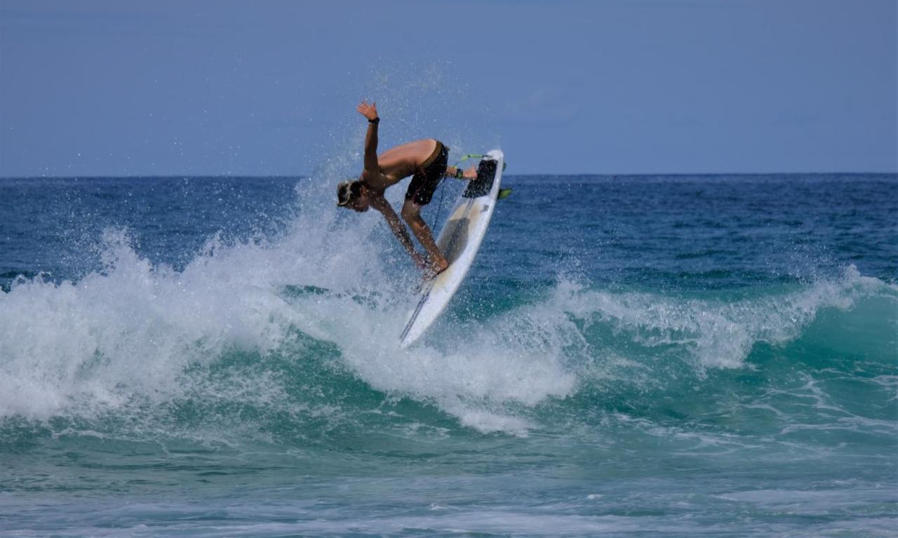 Llanes Surfcamp & Hostel Ngoại thất bức ảnh