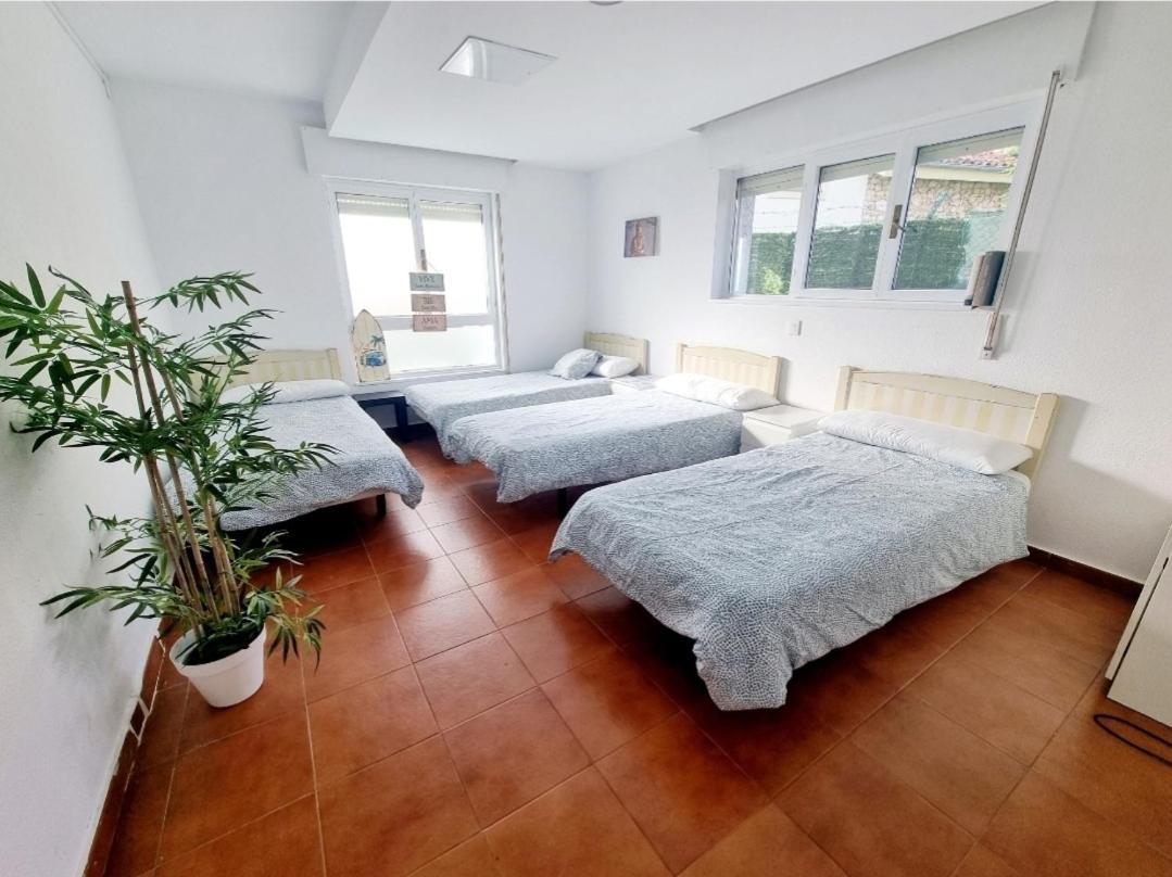 Llanes Surfcamp & Hostel Ngoại thất bức ảnh