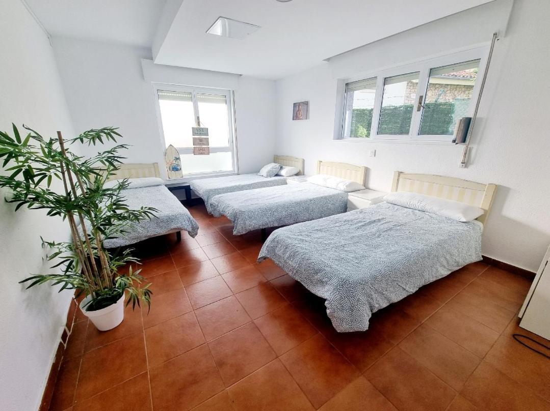 Llanes Surfcamp & Hostel Ngoại thất bức ảnh